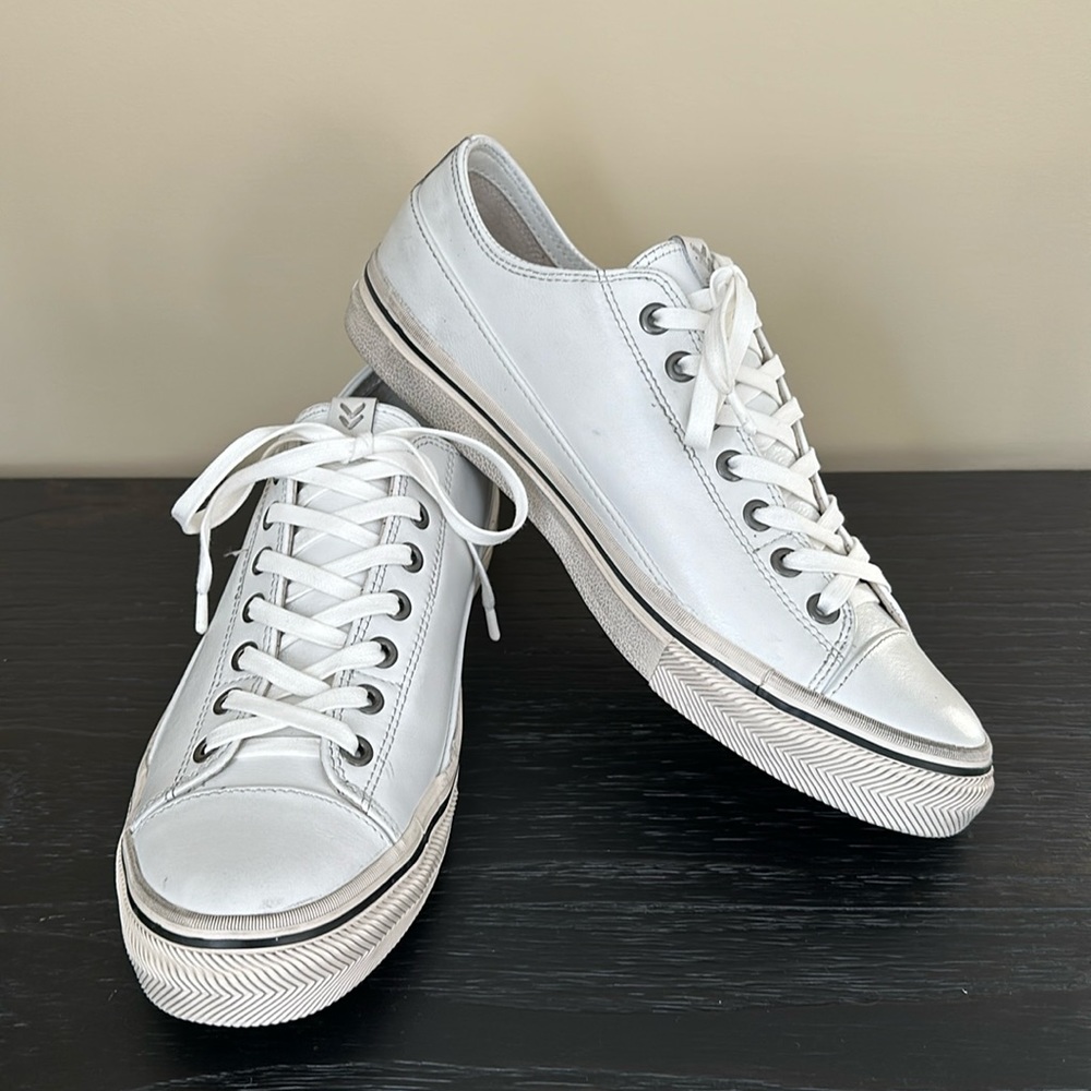 NWT NIB John Varvatos Bootleg Vulc White Low Top Sneaker size 11.5
